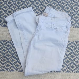 {Decree} Distressed Jeans
